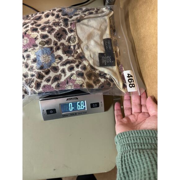 NICOLE MILLER Silk Blend Cardigan Size XL Animal Print Floral Cardi Scoop Neck - Picture 9 of 9